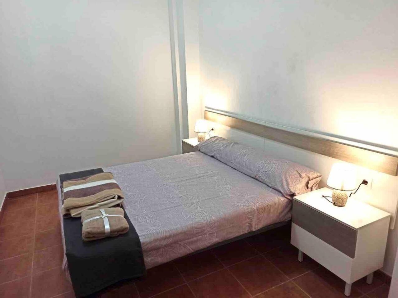 Vivienda Planta Baja Apartment Algemesi Exterior foto